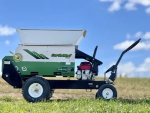 LAWN TOP DRESSER SELF-PROPELLED